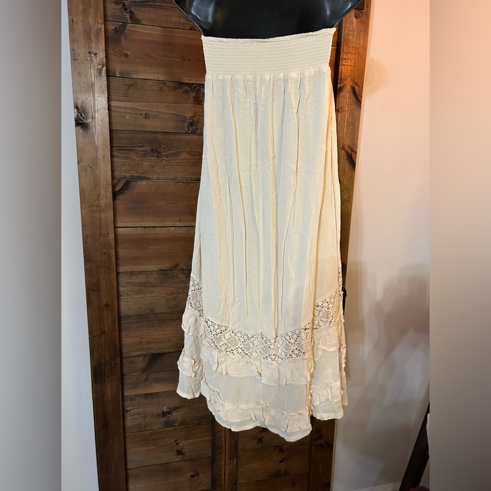 Wonderly Cream Textured Skirt